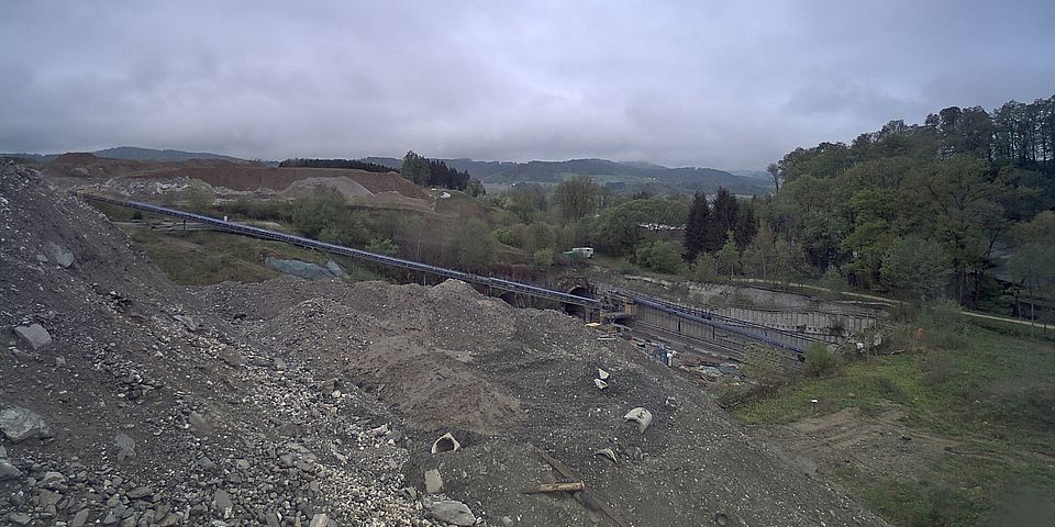 Archivbild Baukamera 2 - Webcam Baustelle Koralmtunnel Baulos KAT3, Baugrube Mitterpichling bei St.Andrä im Lavanttal